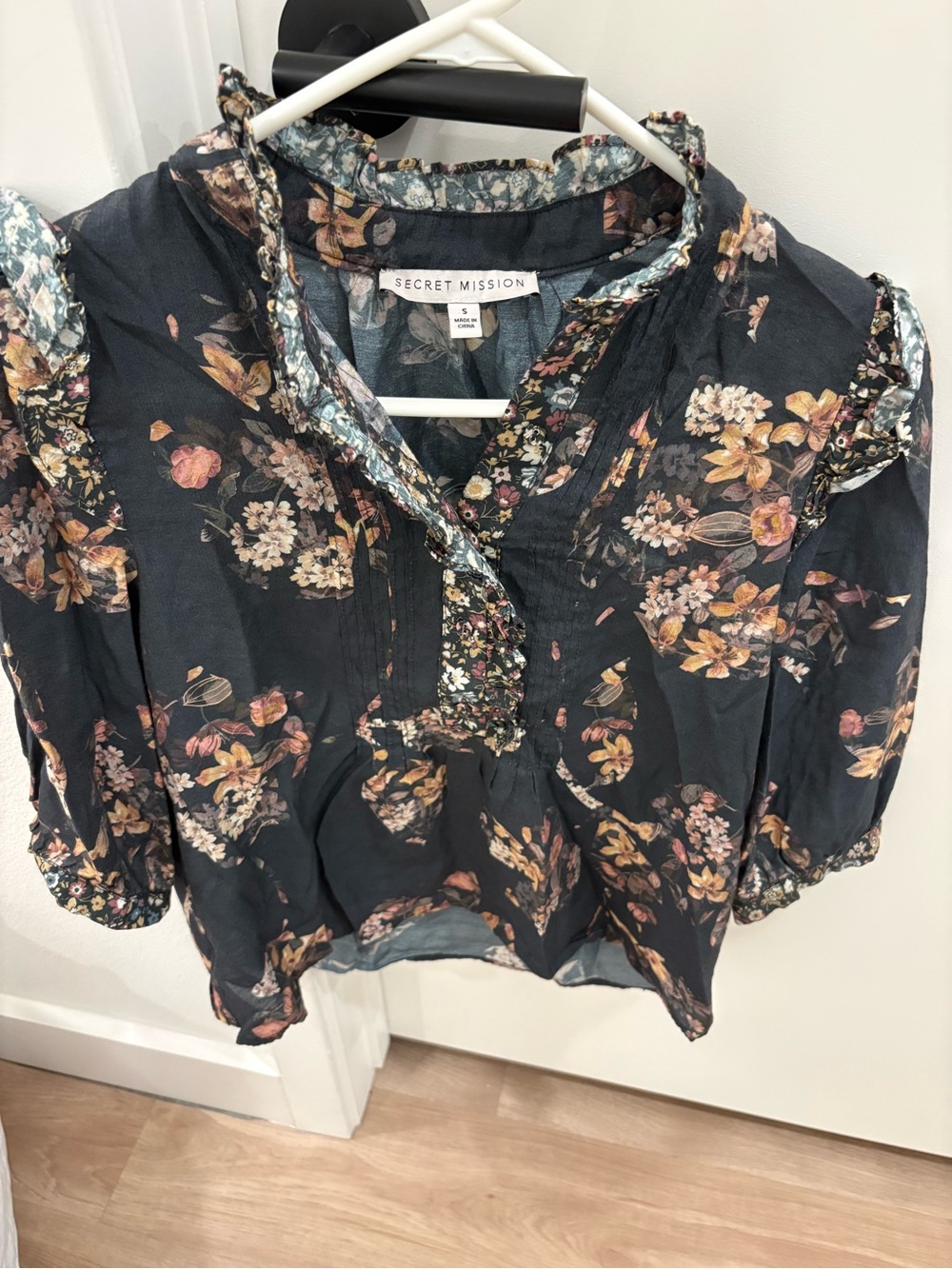 SECRET MISSION Kacey Pintuck Button-Front Floral Top